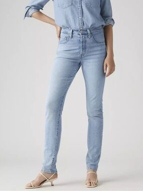 LEVI’S 501® SKINNY WOMEN'S JEANS SIZE 30